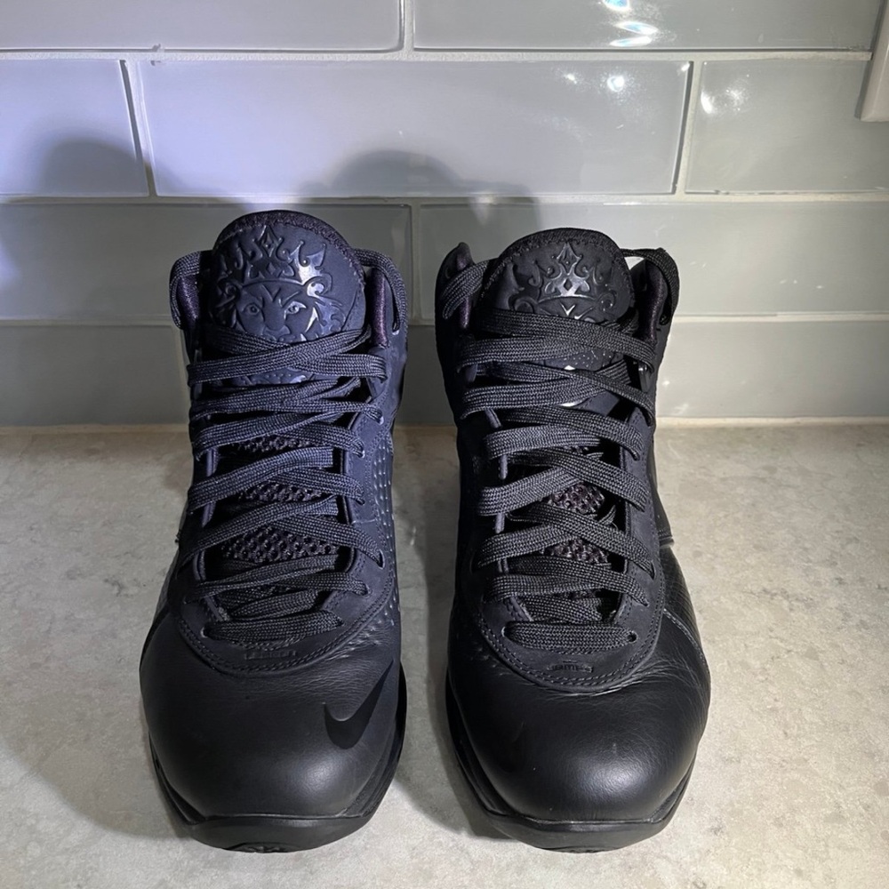 Nike Men's Black Athletic Shoes